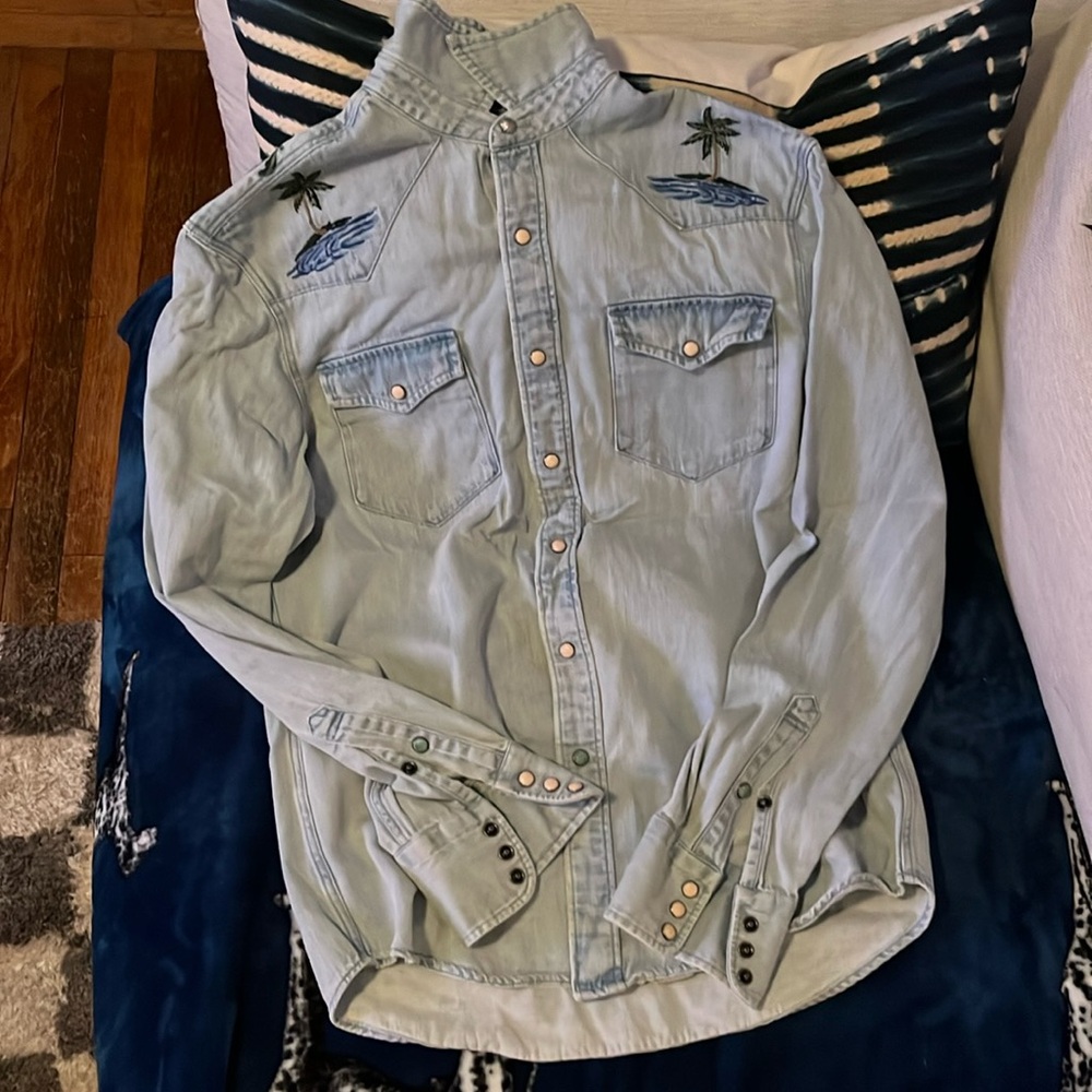 Faherty Sun & Waves Embroidered Western snap button down - men's sz S, like new!